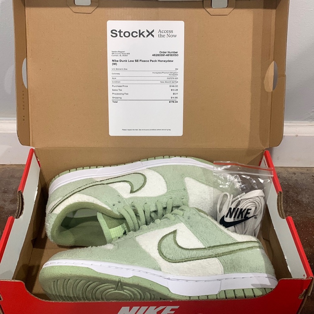 nike dunk low SE fleece pack honeydew